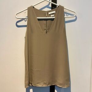 Babaton Maddox Sleeveless V-neck Blouse